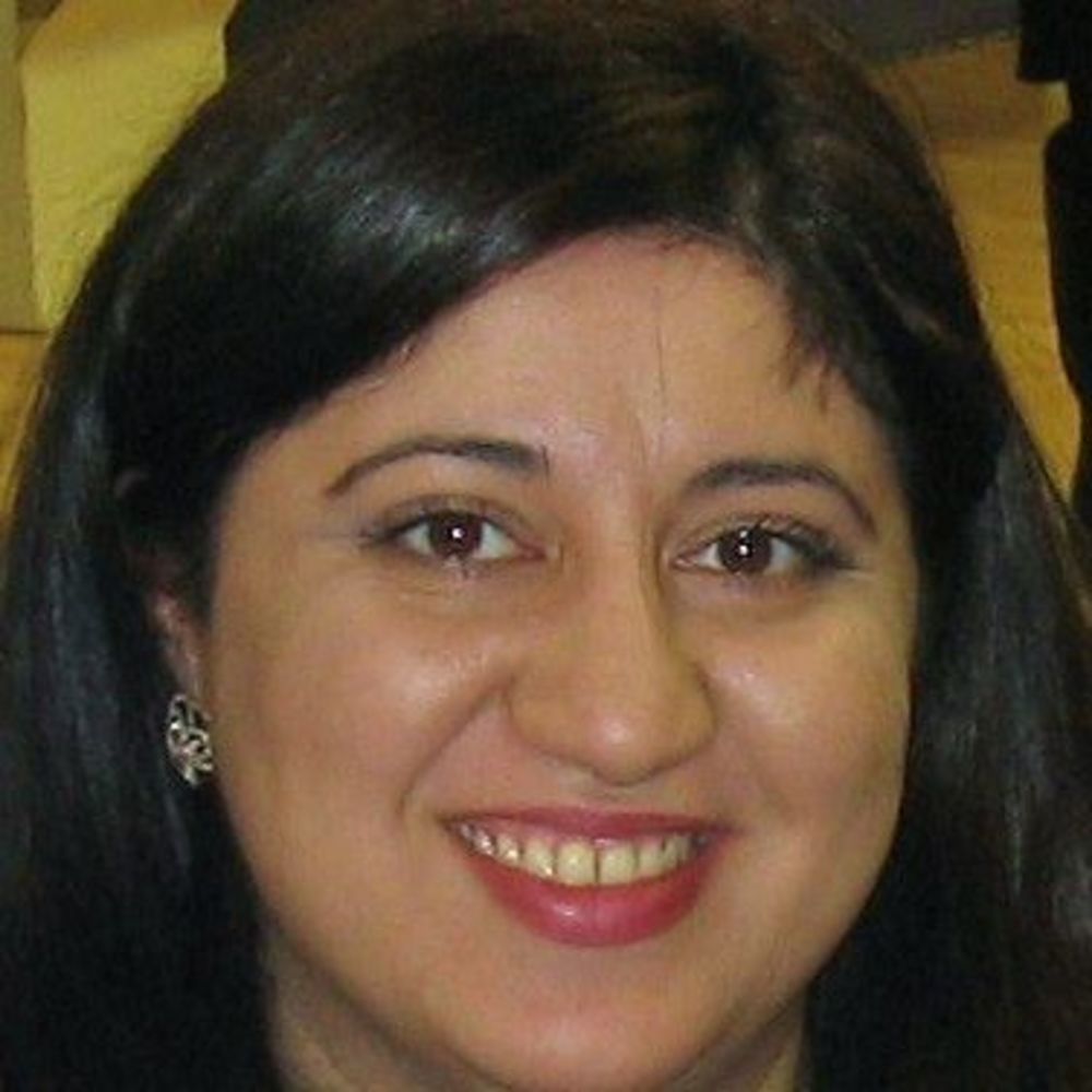 Meet your Posher, Elena